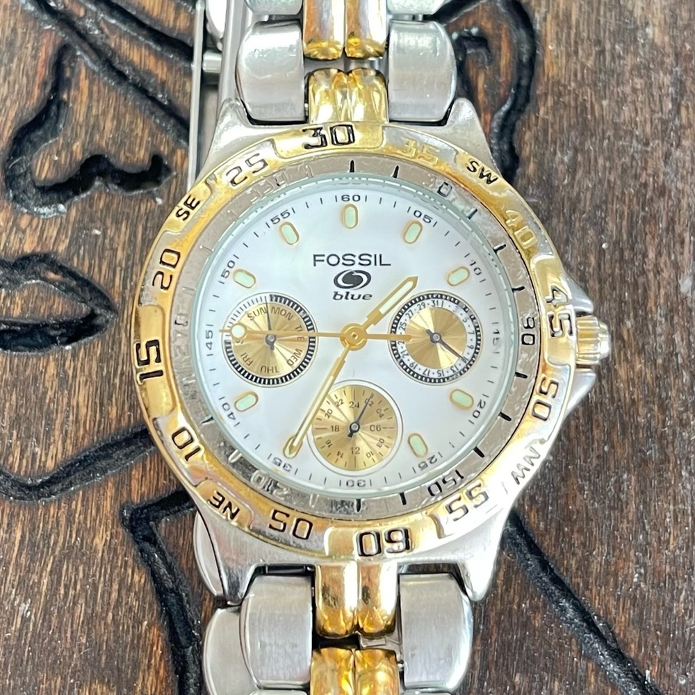 Fossil Preowned men’s watch.